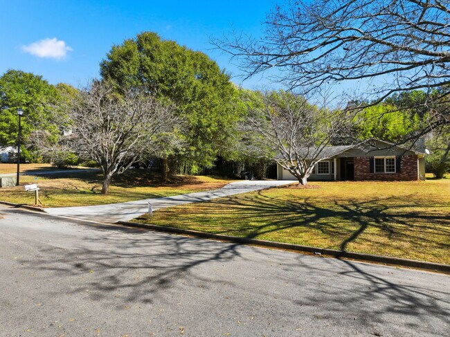 Foto del edificio - 305 Belmont Farms Dr