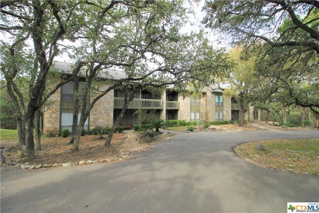 Building Photo - 407 T Bar M Dr