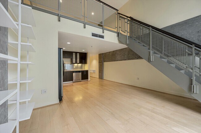 Building Photo - 200 Brannan St