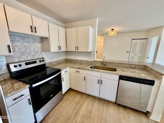 Foto del edificio - 940 Village Trail