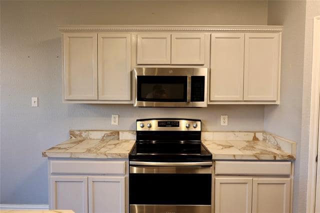 Building Photo - 6436 Waterhill Ln