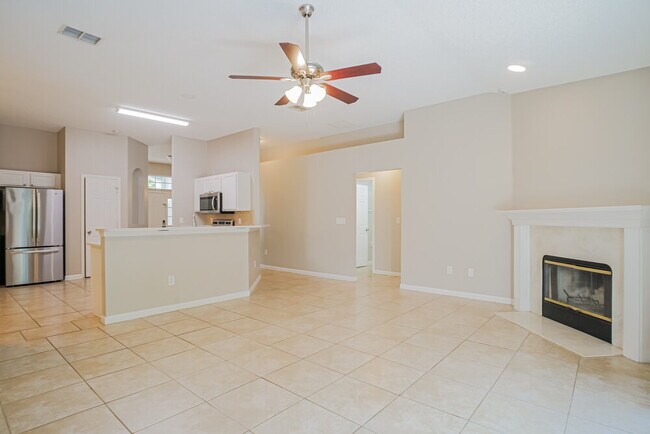 Foto del edificio - 391 Meadowlark Ln
