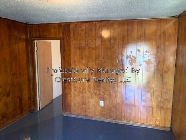 Foto del edificio - 2367 Hubbard Ave