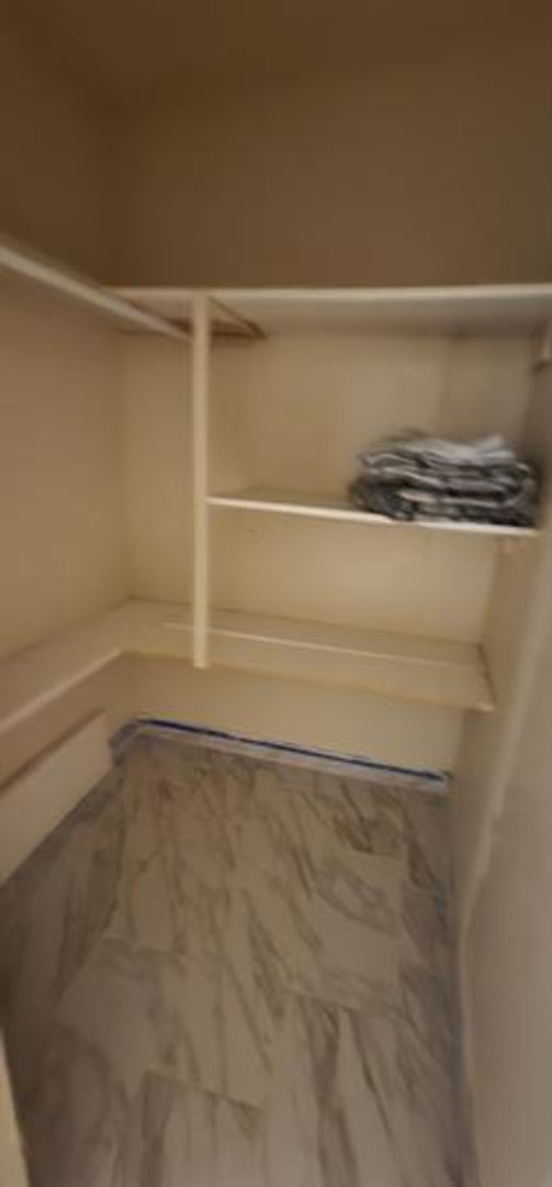 Foto del edificio - 5010 E 23rd St