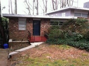 Building Photo - 1184 N Decatur Rd
