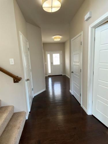 Building Photo - Charming 3 Bedroom Rental Home with Firepl...