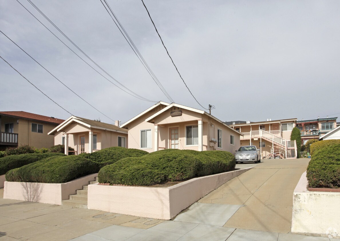 Primary Photo - 227 Watson Street - Monterey