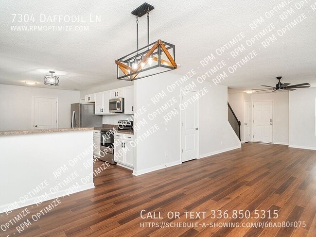 Building Photo - 7304 Daffodil Ln