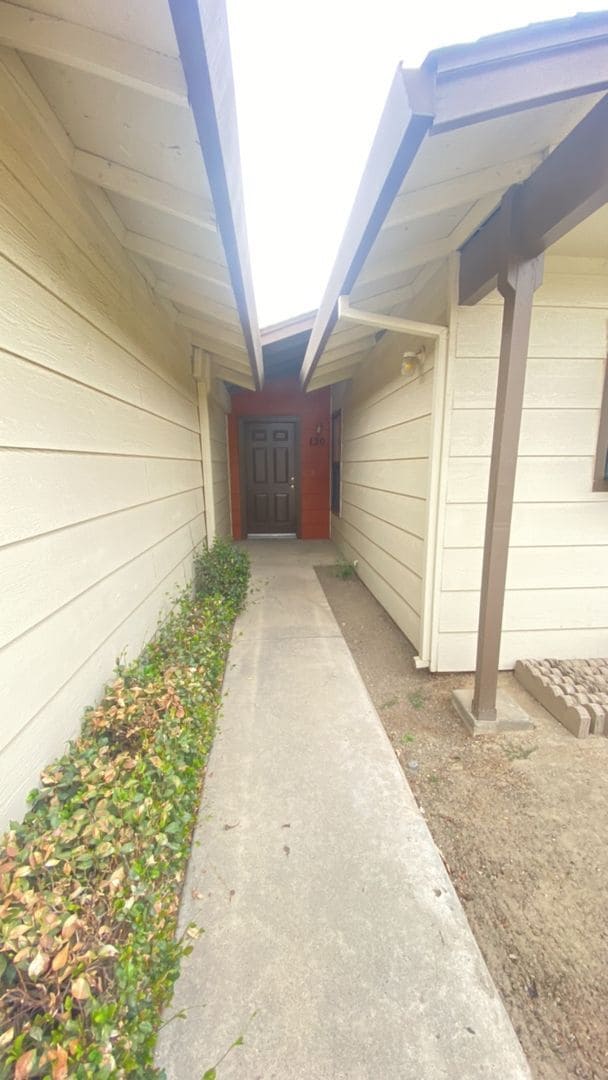Building Photo - Turlock!
