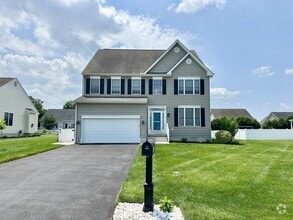 Building Photo - 102 Marlin Ct