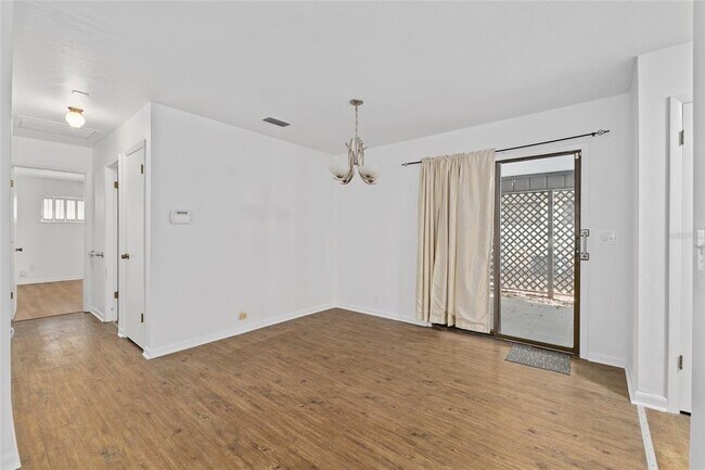 Foto del edificio - 8479 NW 38th Dr