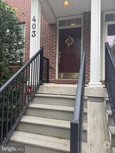 Building Photo - 403 N Line St