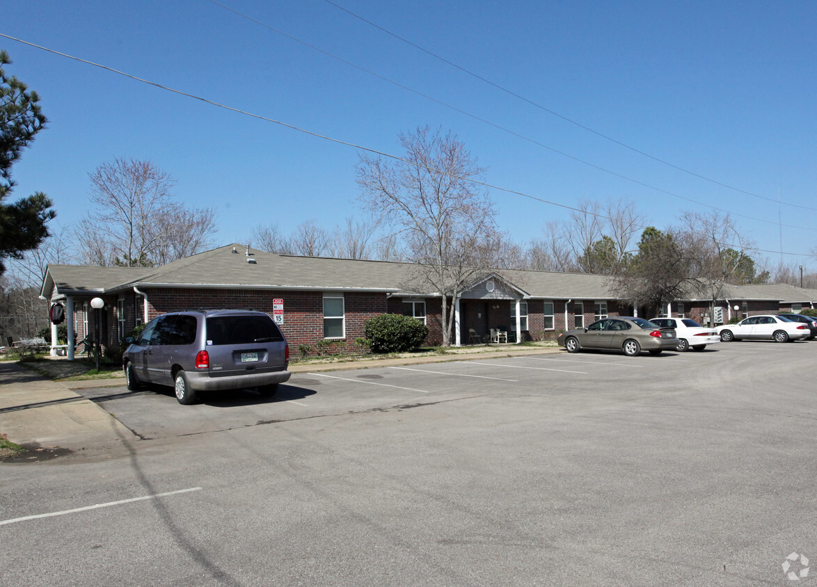 Building Photo - Gallaway Manor Apartments