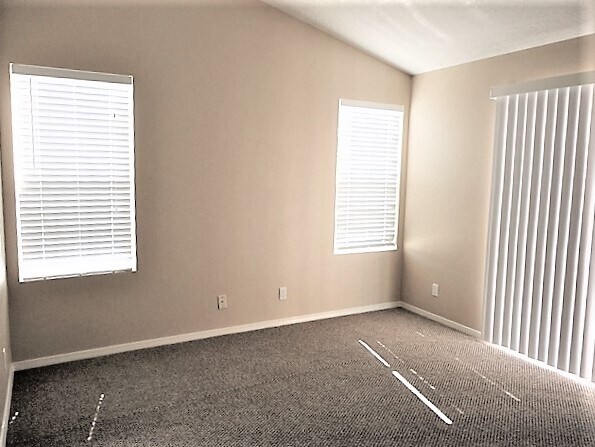 Foto del edificio - 2408 Tompiro Drive NW