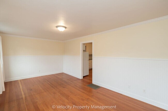 Foto del edificio - Charming Westside Cottage