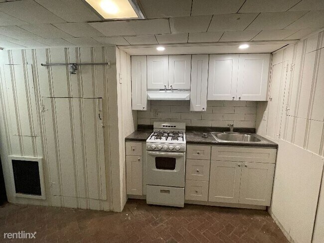 Building Photo - 2 br, 1 bath Townhome - 1214 Panama St