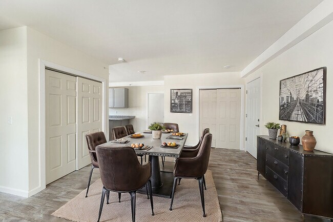 Foto del edificio - Pine Street Apartments