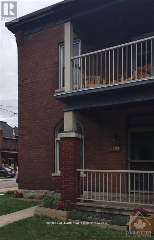 Primary Photo - 371 Lyon St. N