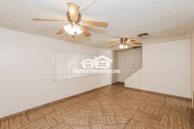 Building Photo - MOVE IN SPECIAL! Charming 2-bedroom Townhome for Rent