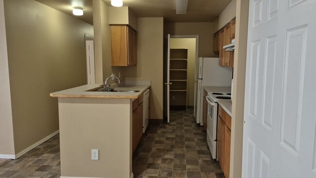 Building Photo - Hayden Country Ridge