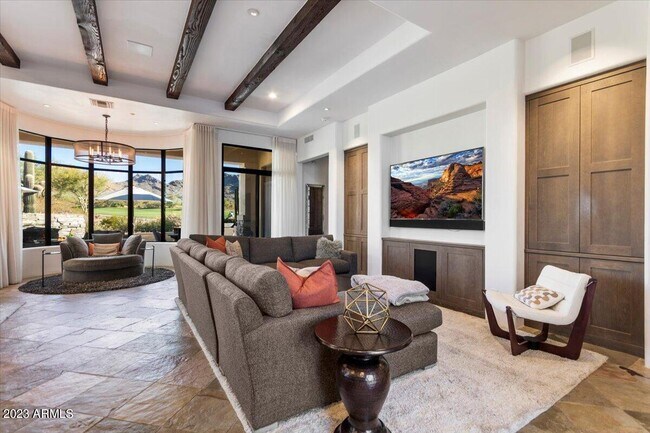 Foto del edificio - 9280 E Thompson Peak Pkwy