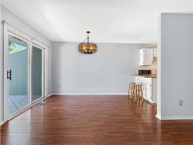 Foto del edificio - 7592 Zinnia Way N