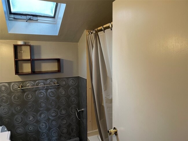 Foto del edificio - 504 Torrance Ave