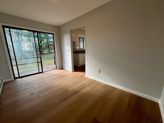 Foto del edificio - 7 Homestead Ln