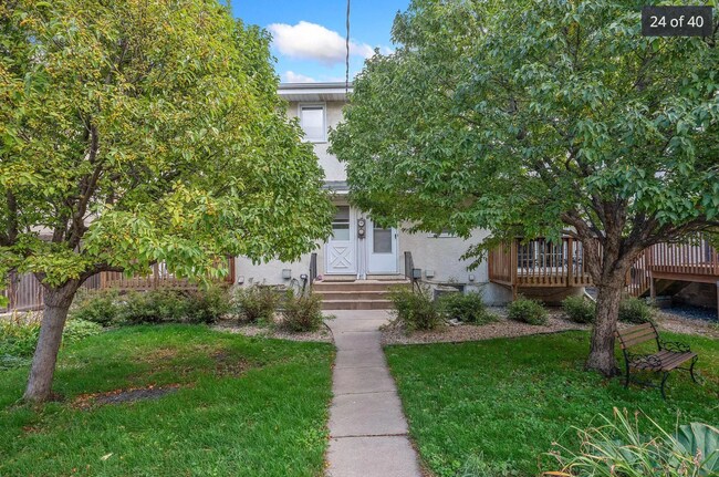 Foto del edificio - 4314 Abbott Ave S
