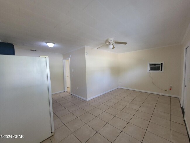 Foto del edificio - 2312 E 16th Ct