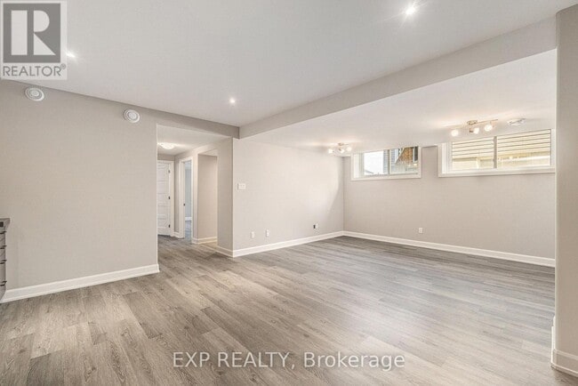 Building Photo - 1214 Montblanc Cres