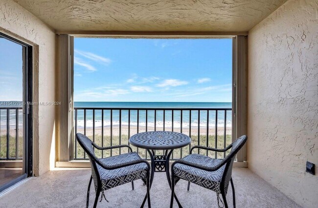 Building Photo - 10200 S Ocean Dr