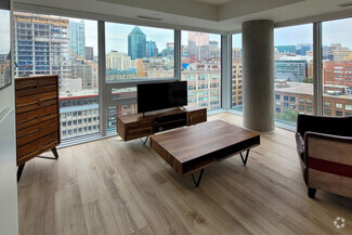 Building Photo - 1180 Rue de Bleury