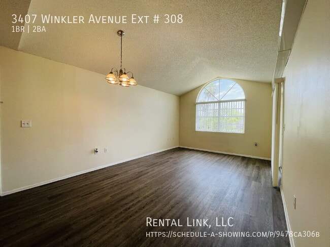 Building Photo - 3407 Winkler Ave