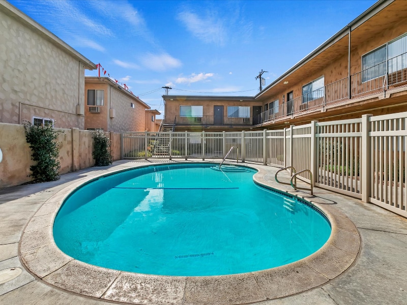 Photo - 16229 Woodruff Ave (Bellflower, CA)