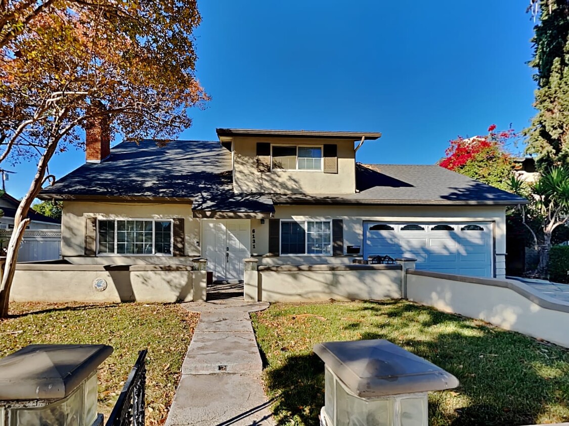 Primary Photo - 6131 Wiehe Ave