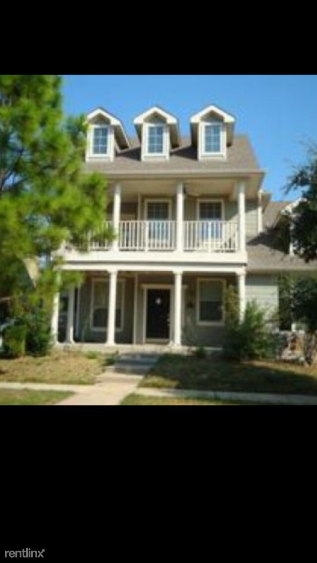 Foto del edificio - 1022 Providence Blvd