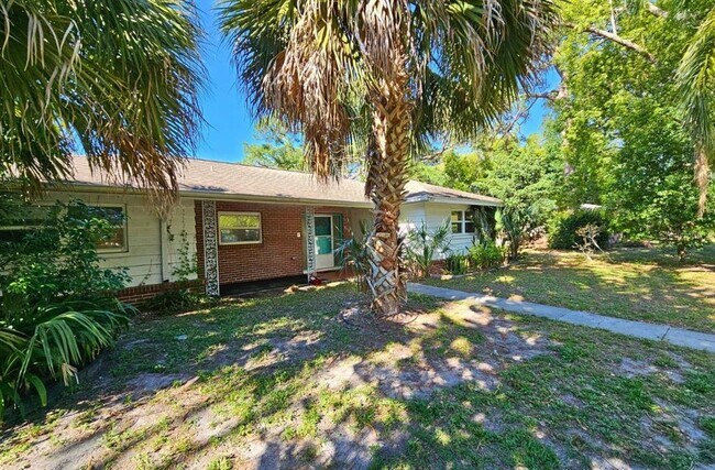 Building Photo - 5311 Luna Vista Dr