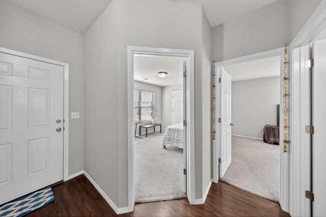 Building Photo - Charming home in Bentonville School District