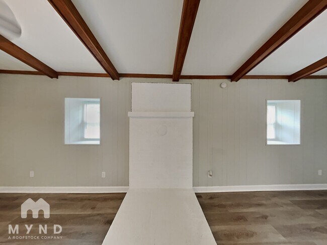 Building Photo - 5520 Kool Springs Dr
