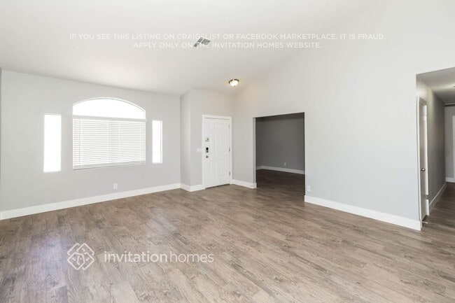 Foto del edificio - 5881 Cherry Falls Ct