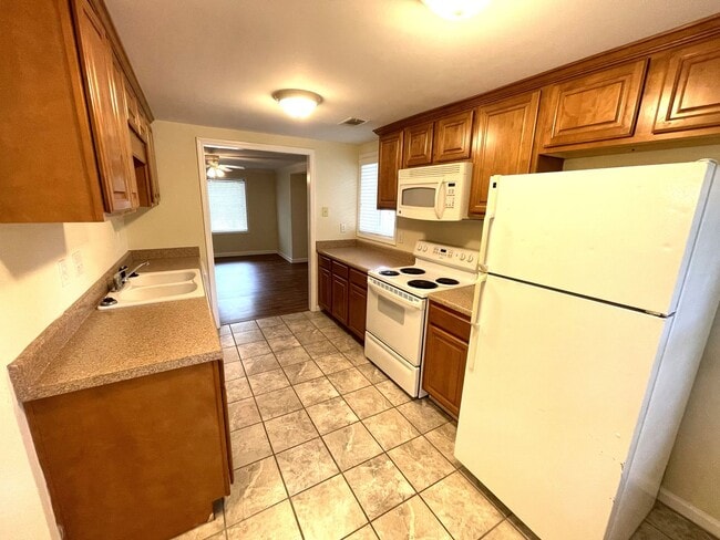 Photo - NormalTown 2br House - Fall 2026 Prelease