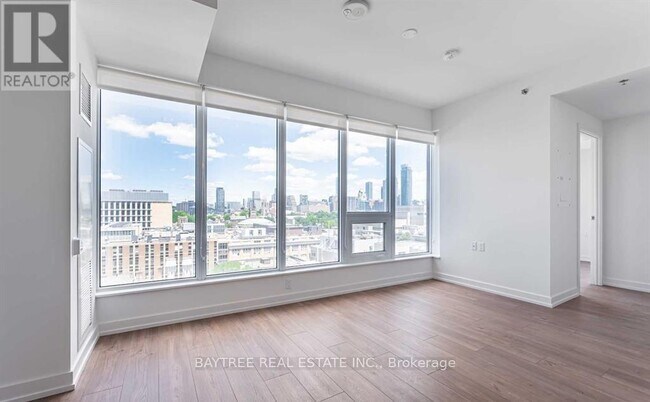 Building Photo - 203 College St