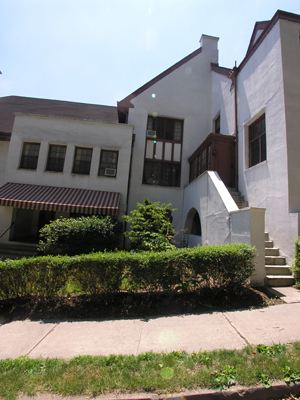 Building Photo - 405 S Braddock Ave