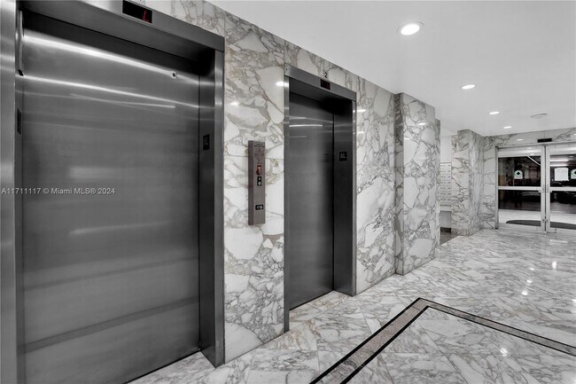 Building Photo - 7135 Collins Ave