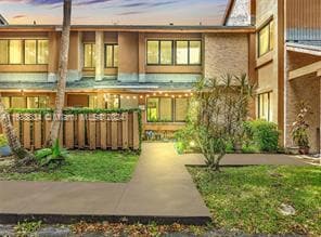 Photo - 207 Wimbledon Lakes Dr Townhome