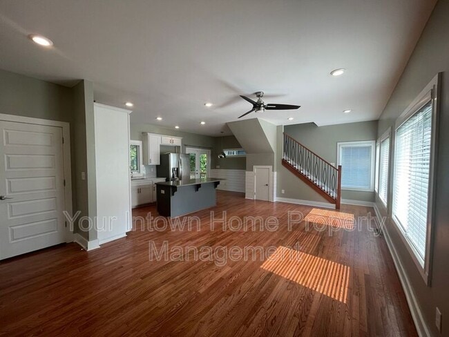 Foto del edificio - 797 Brownwood Ave SE
