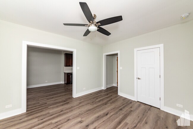 Foto del edificio - 485 Roger Williams Ave