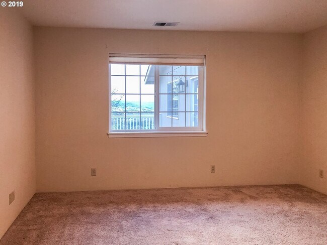 Foto del edificio - 4 Bedroom 2.5 Bath House with Amazing Views!
