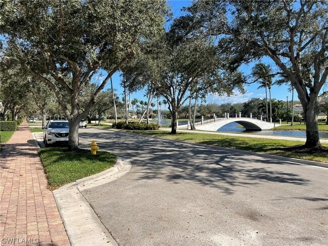Building Photo - 6064 Towncenter Cir